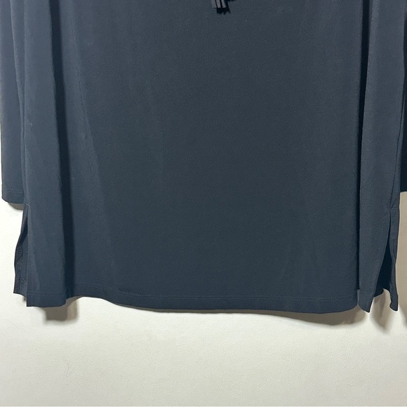 Chicos Travelers Black Gold Grommet Lace-Up Tunic Size 3 (XL) - Picture 3 of 7